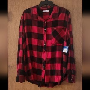 Arizona jean co flannel shirt, size X-large, color black and red